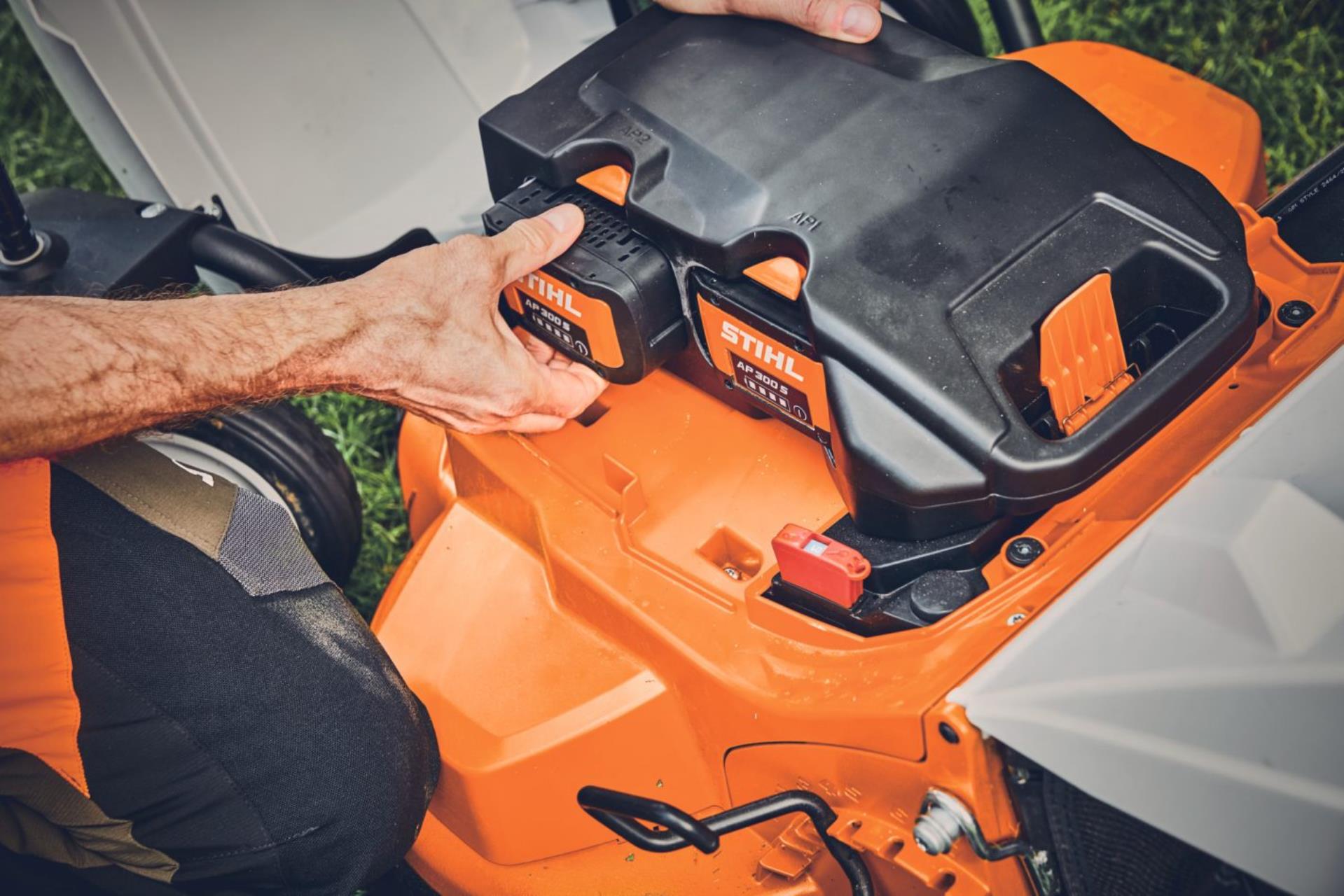 stihl-rma-765-v-profi-akku-rasenmaeher 2