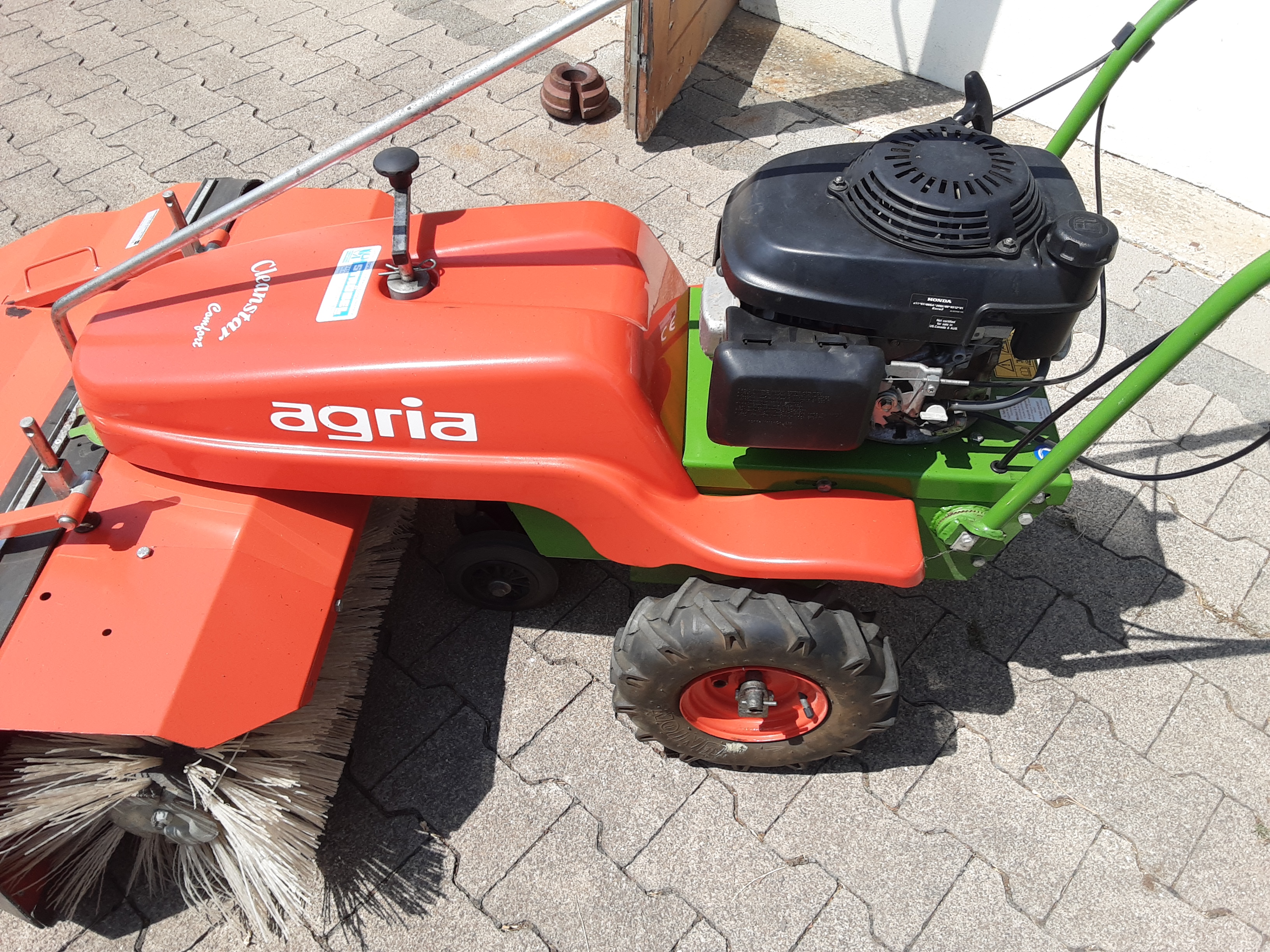 Agria 7100 comfort Kehrmaschine