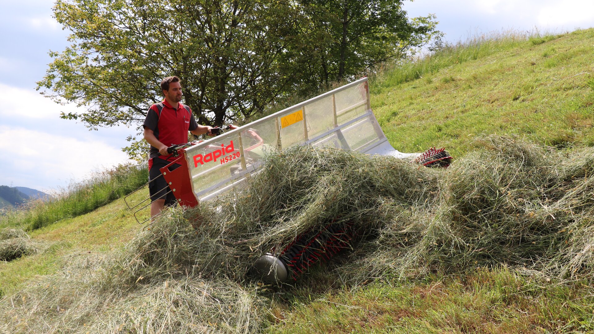 Geräteträger Rex Typ 1506 kompl. mit Heuschieber Twister 140