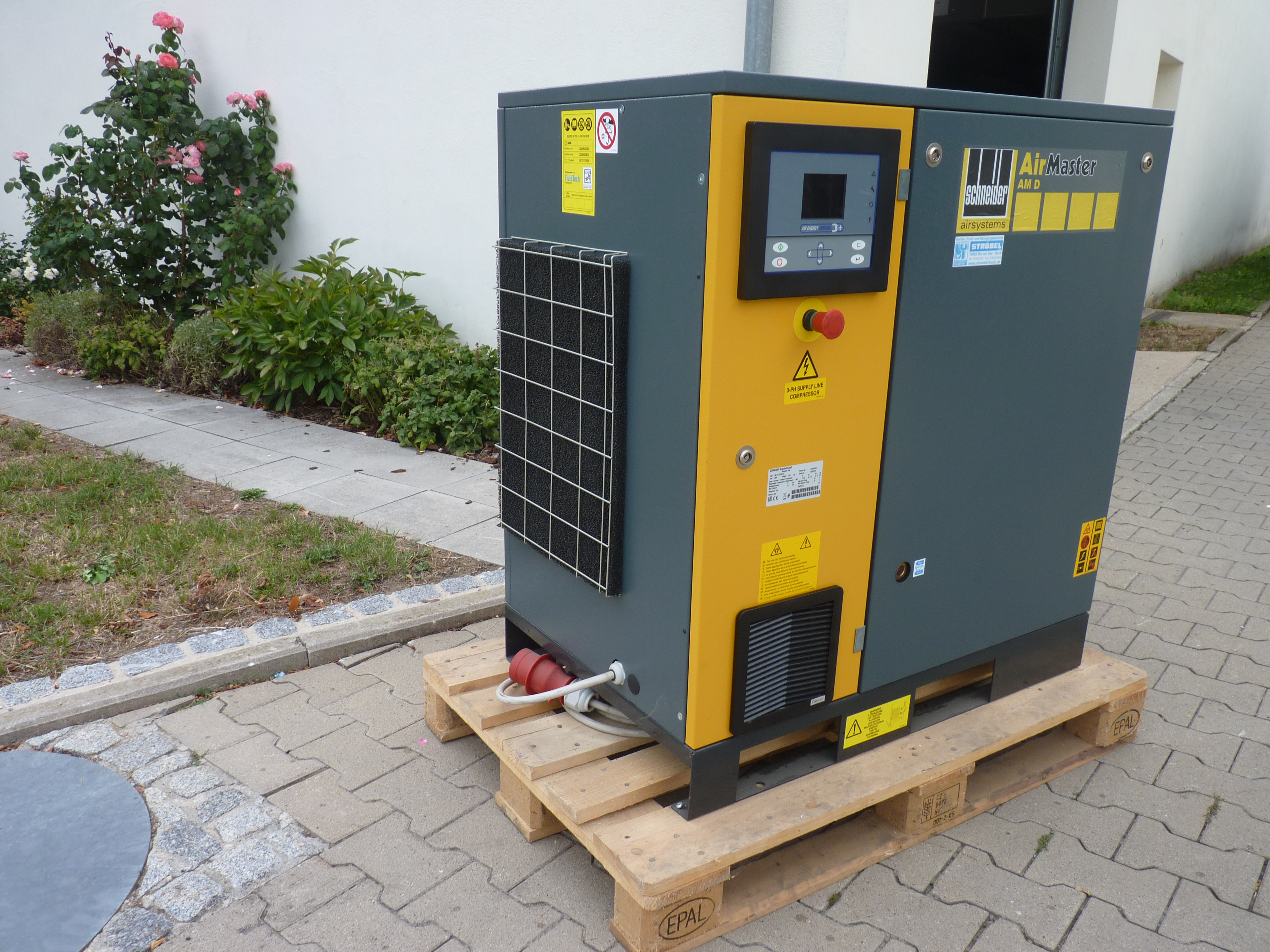 schneider-am-d-7-5-xvs-ce-schraubenkompressor 2