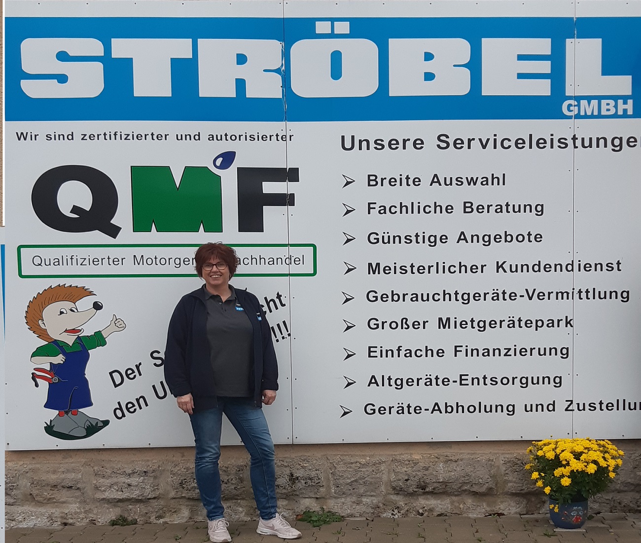 Petra Hahn, Mitarbeiterin bei Ströbel Buch, zuständig für Wareneingangskontrolle und Artikelzugang.