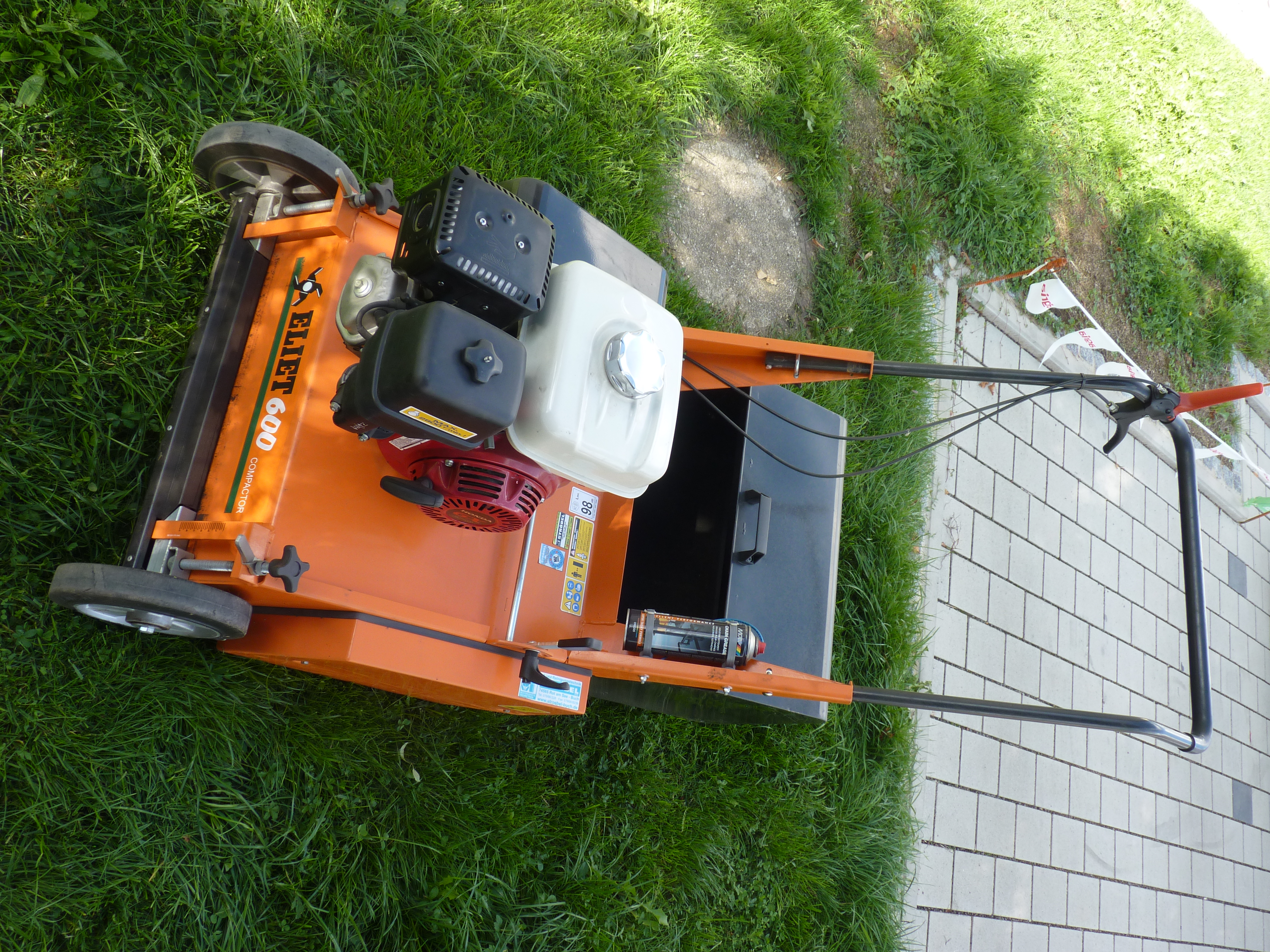 eliet-e600-compacter-vertikutierer.2