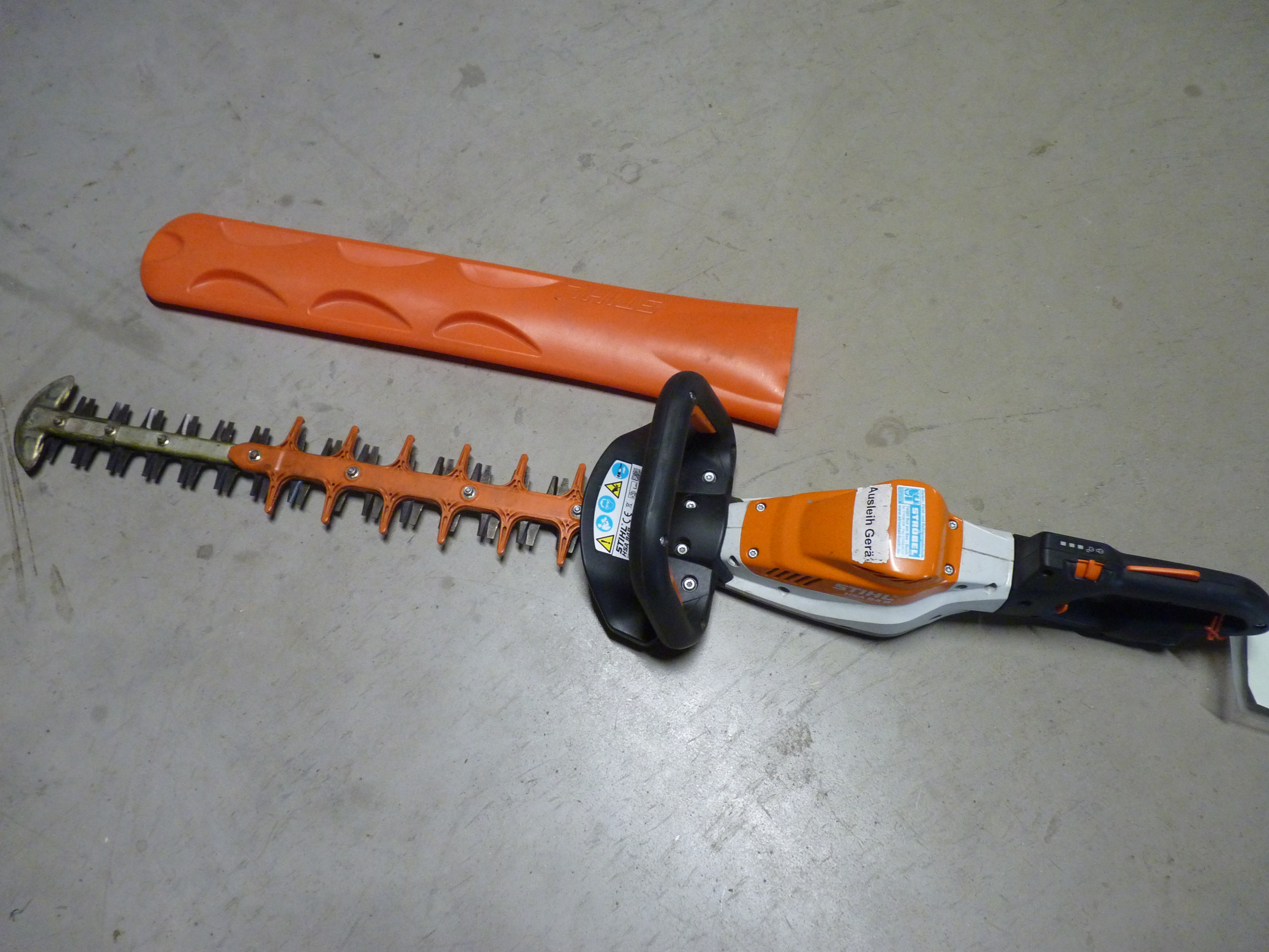 Akku-Heckenschere HSA 94 R / 60 cm  (Gebrauchtgerät)