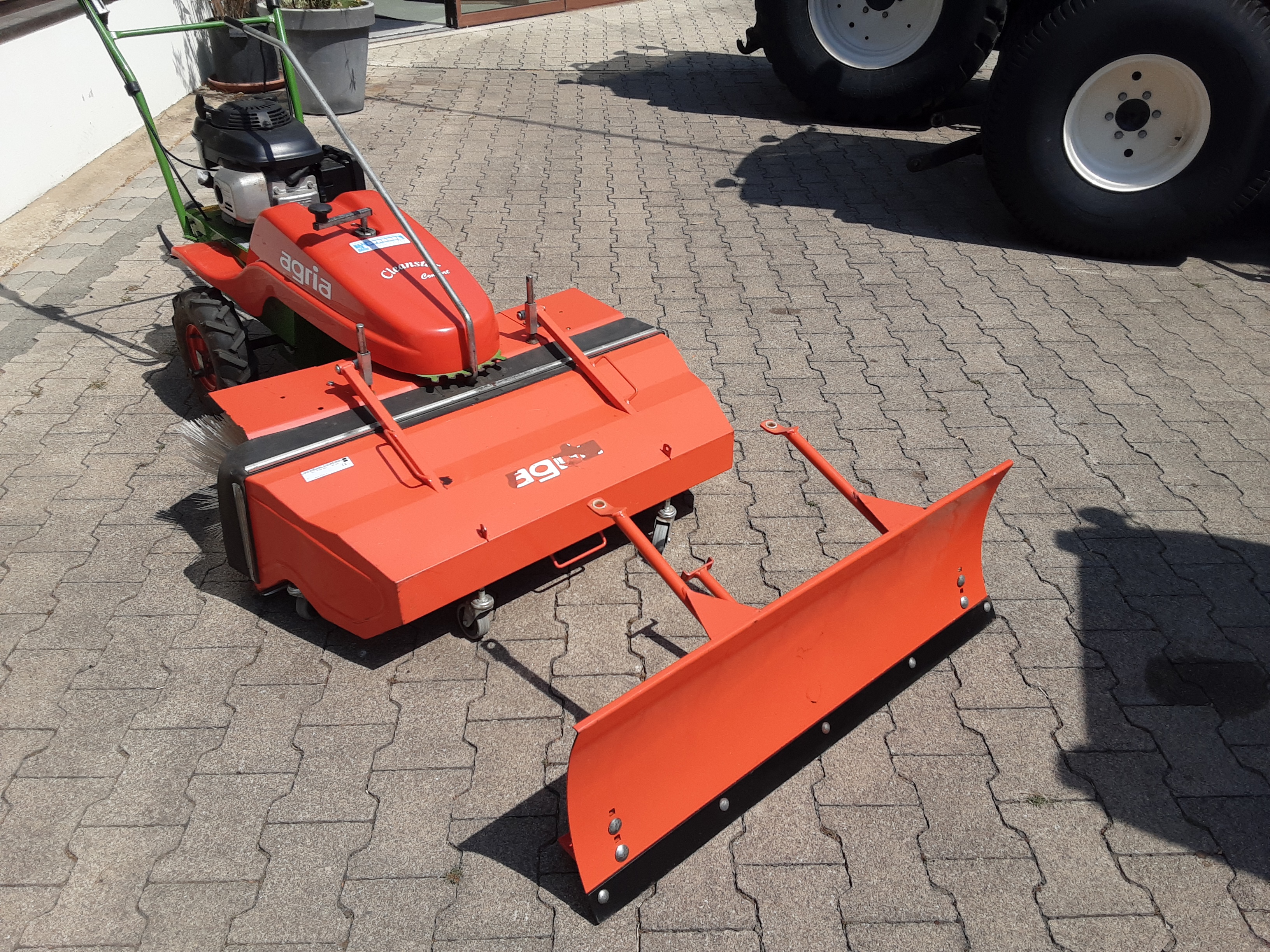 Agria 7100 comfort Kehrmaschine