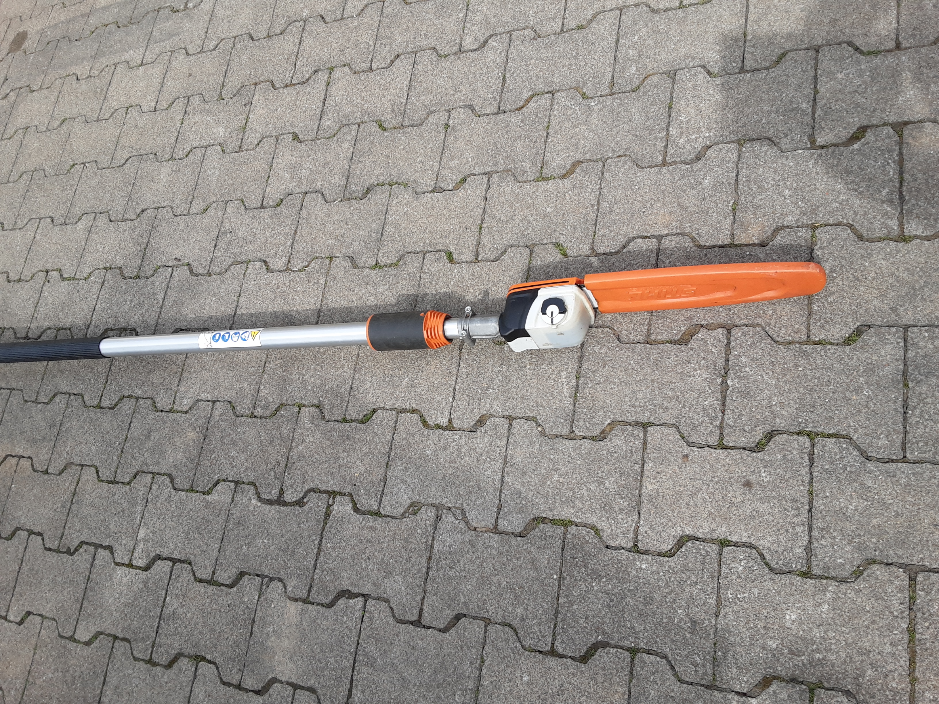 stihl-ht-133-hochentaster-gebraucht 1